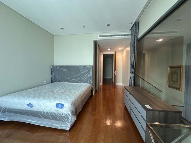 Condominium in Sukhumvit : Bright Sukhumvit 24 